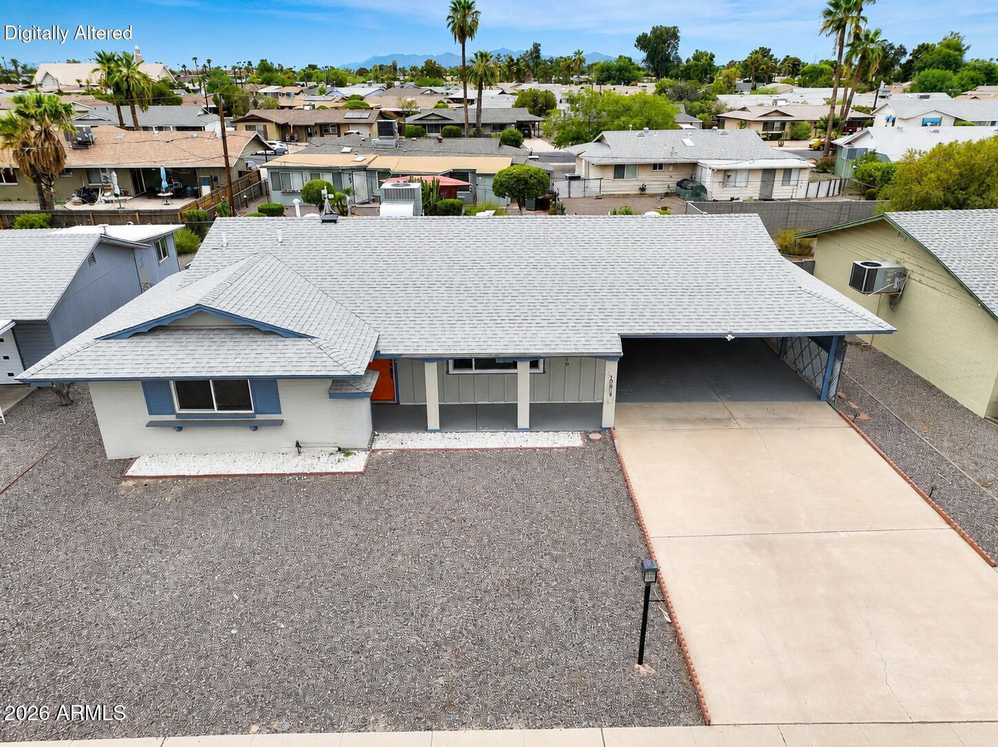 10819 W CANTERBURY Drive