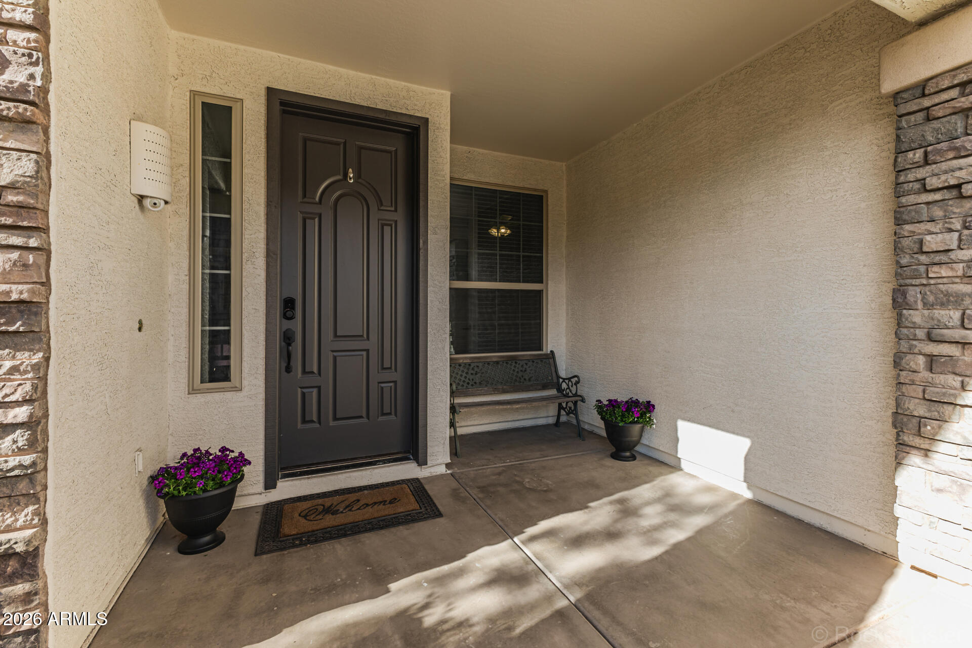 2540 E HAZELTINE Way