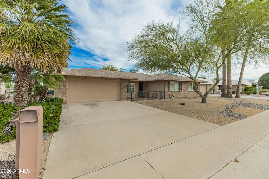 Photo of 10830 W Mimosa Drive, Sun City, AZ 85373 (MLS # 6975092)