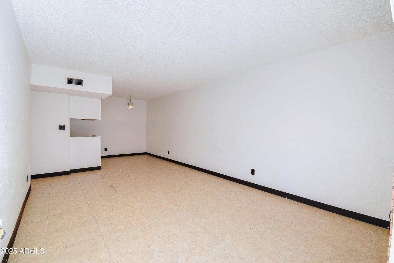 3416 N 44th Street Unit 8