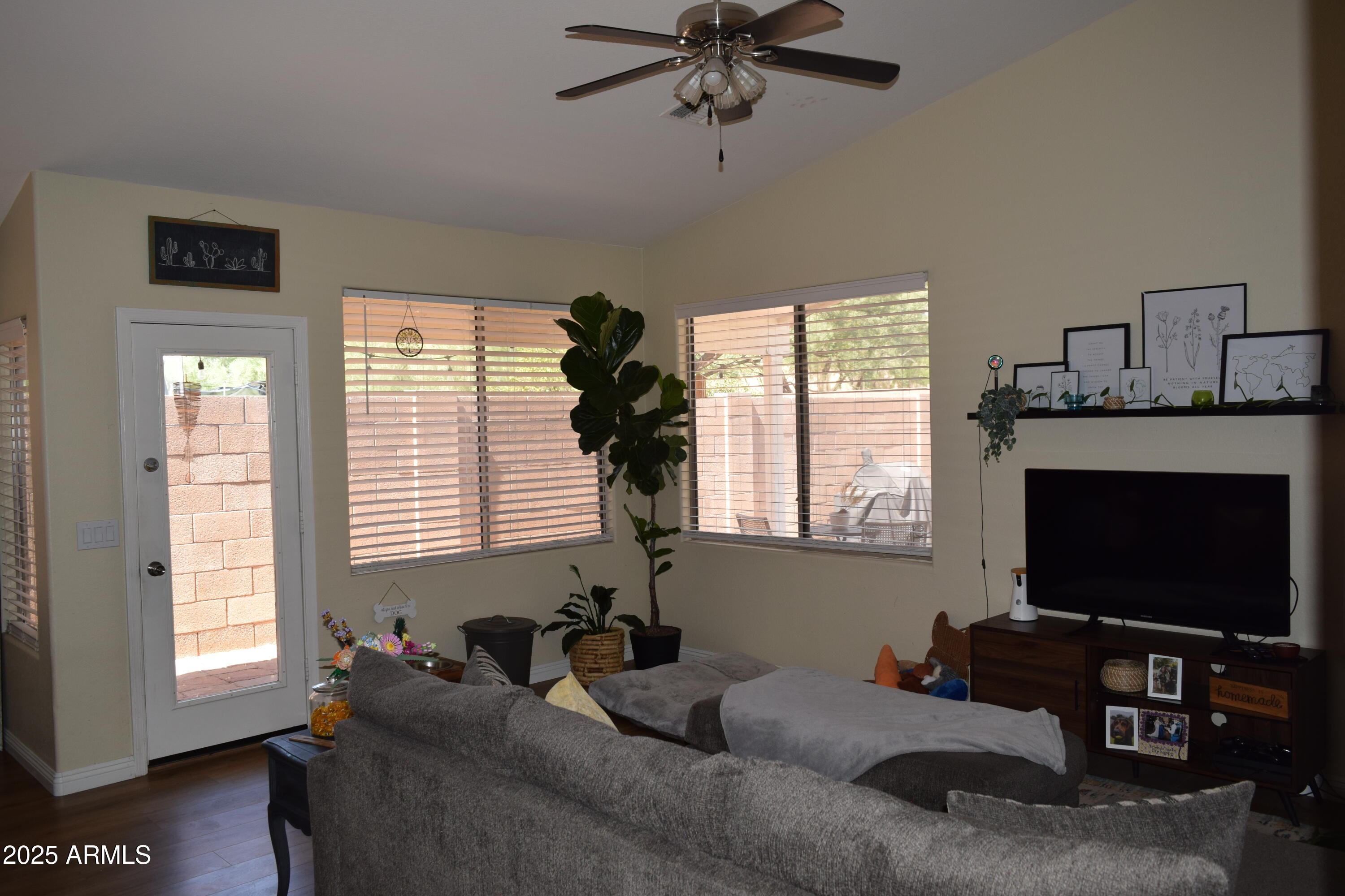 Phoenix, Arizona 85085, United States, 3 Bedrooms Bedrooms, ,2 BathroomsBathrooms,Residential,Active,160405