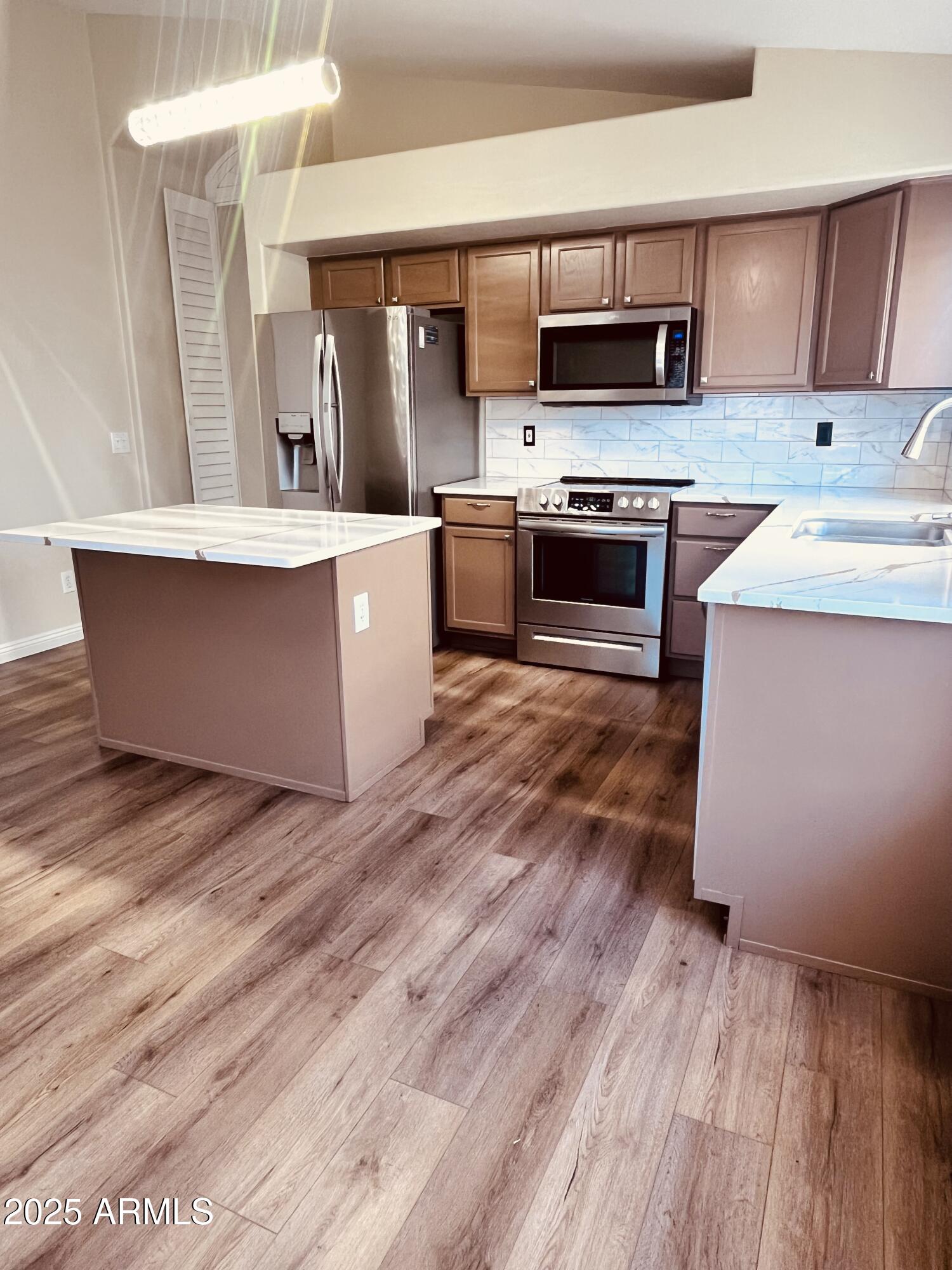 Phoenix, Arizona 85085, United States, 3 Bedrooms Bedrooms, ,2 BathroomsBathrooms,Residential,Active,160405