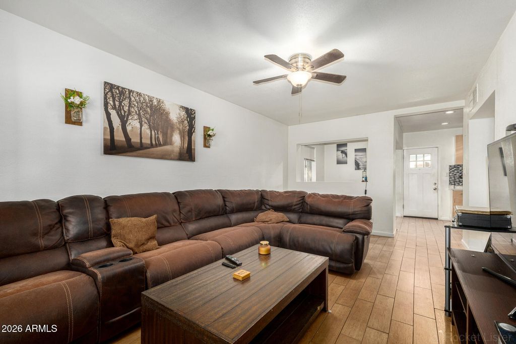 Photo of 2626 W Northview Avenue, Phoenix, AZ 85051 (MLS # 7001873)