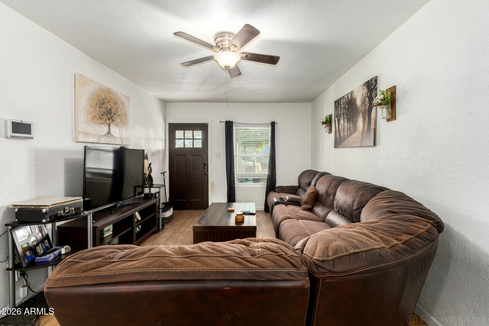 2626 W NORTHVIEW Avenue