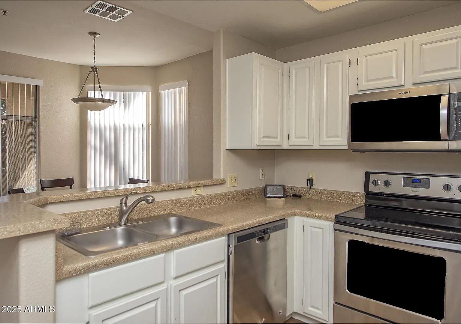 11375 E SAHUARO Drive 2041