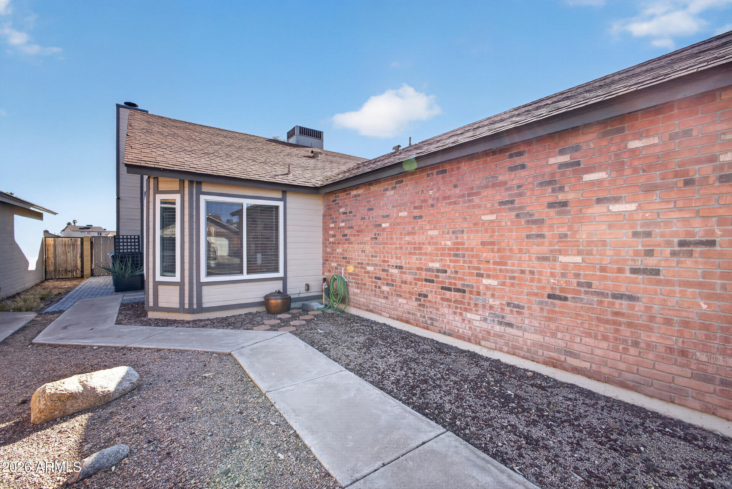 3408 N APACHE Circle
