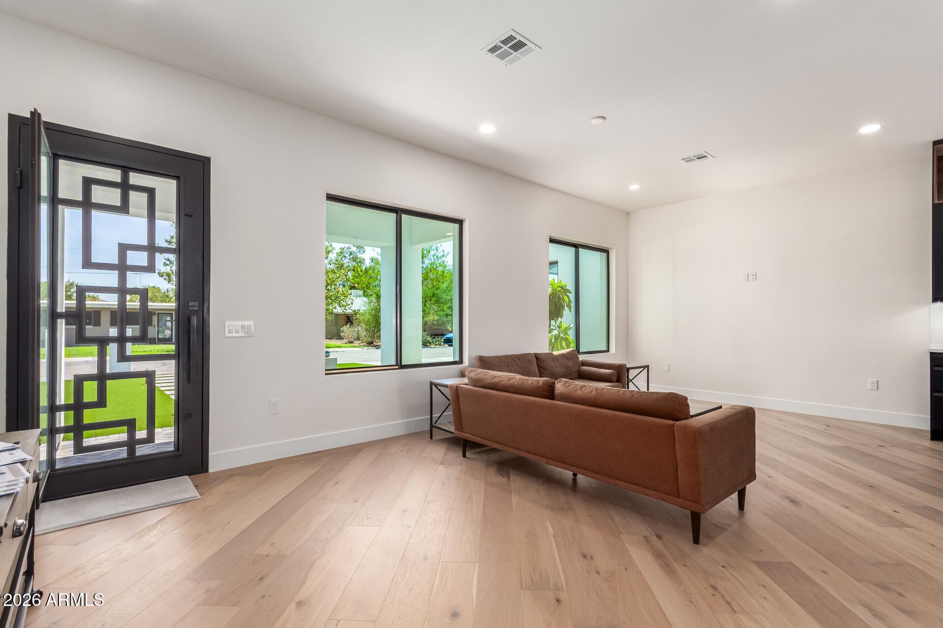 3014 E AVALON Drive