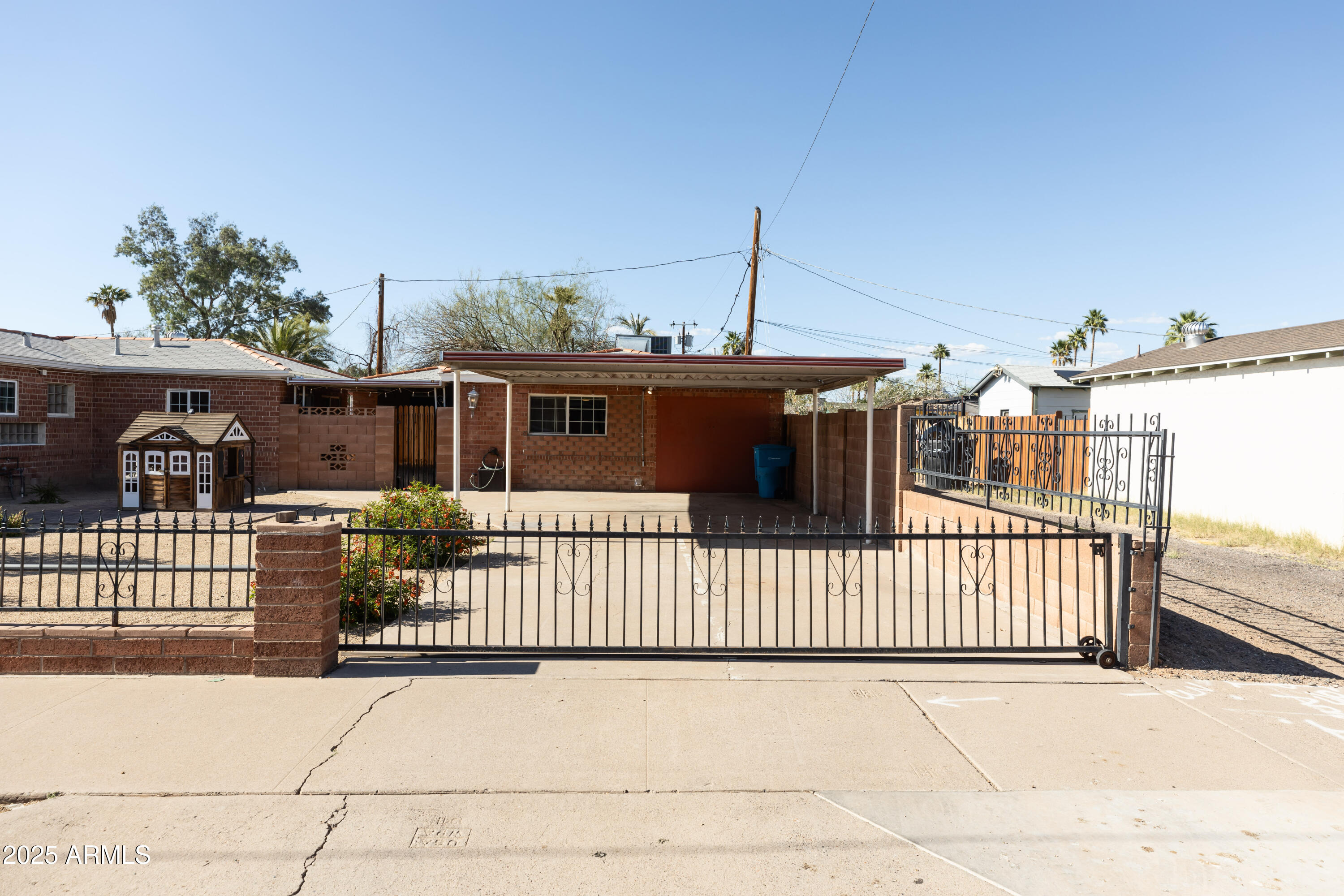 1330 E MONTE VISTA Road