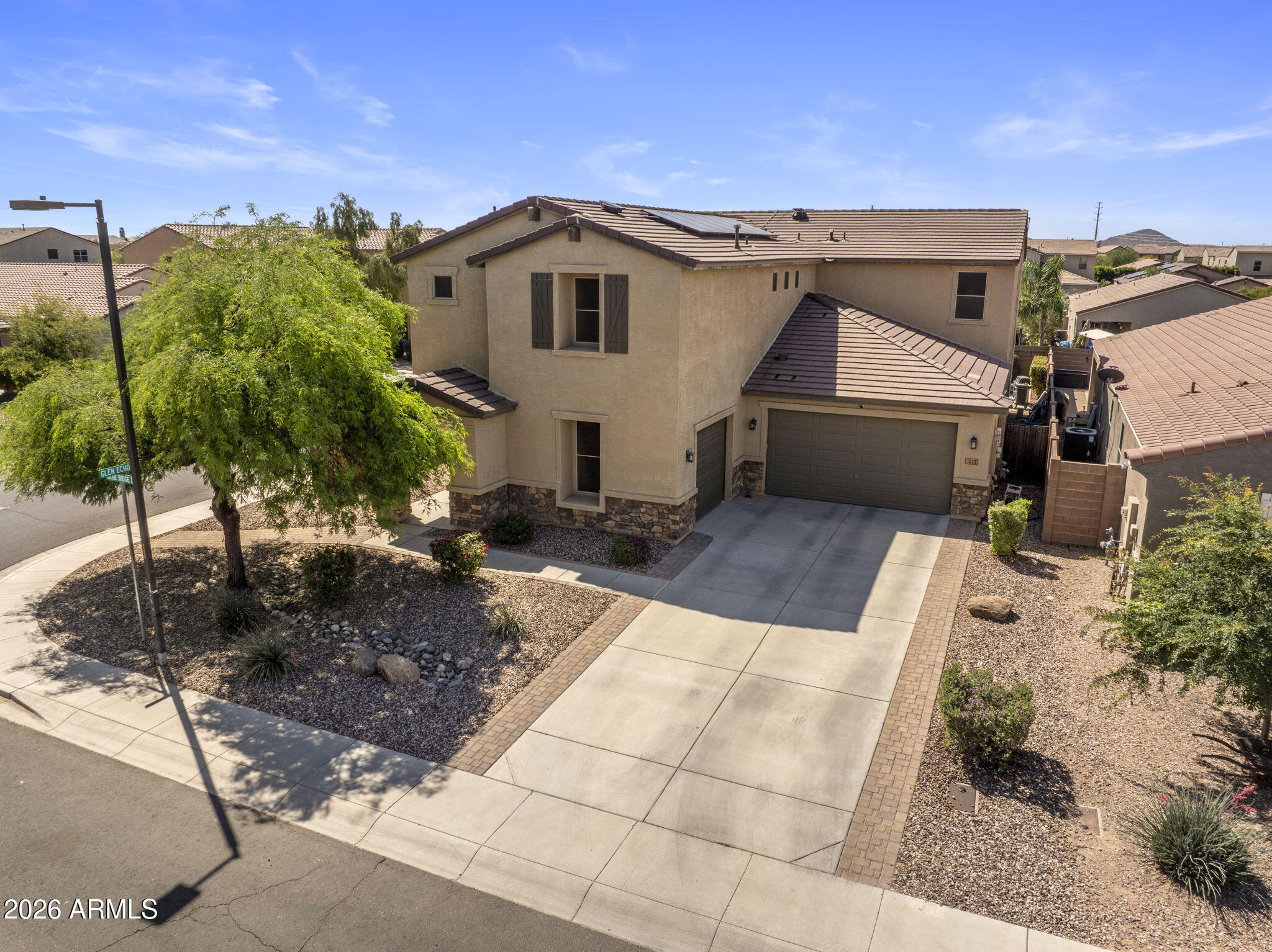1013 W BLUE RIDGE Drive
