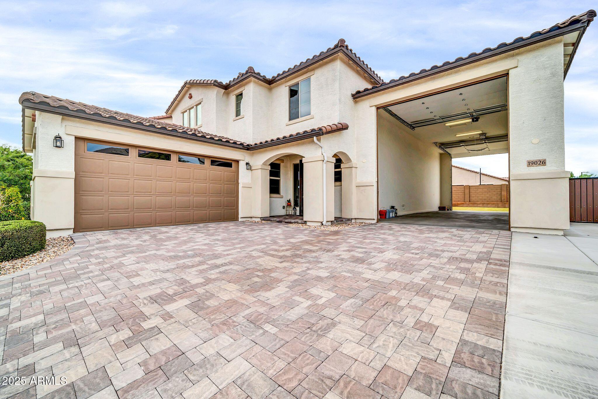 19026 W BECKER Lane