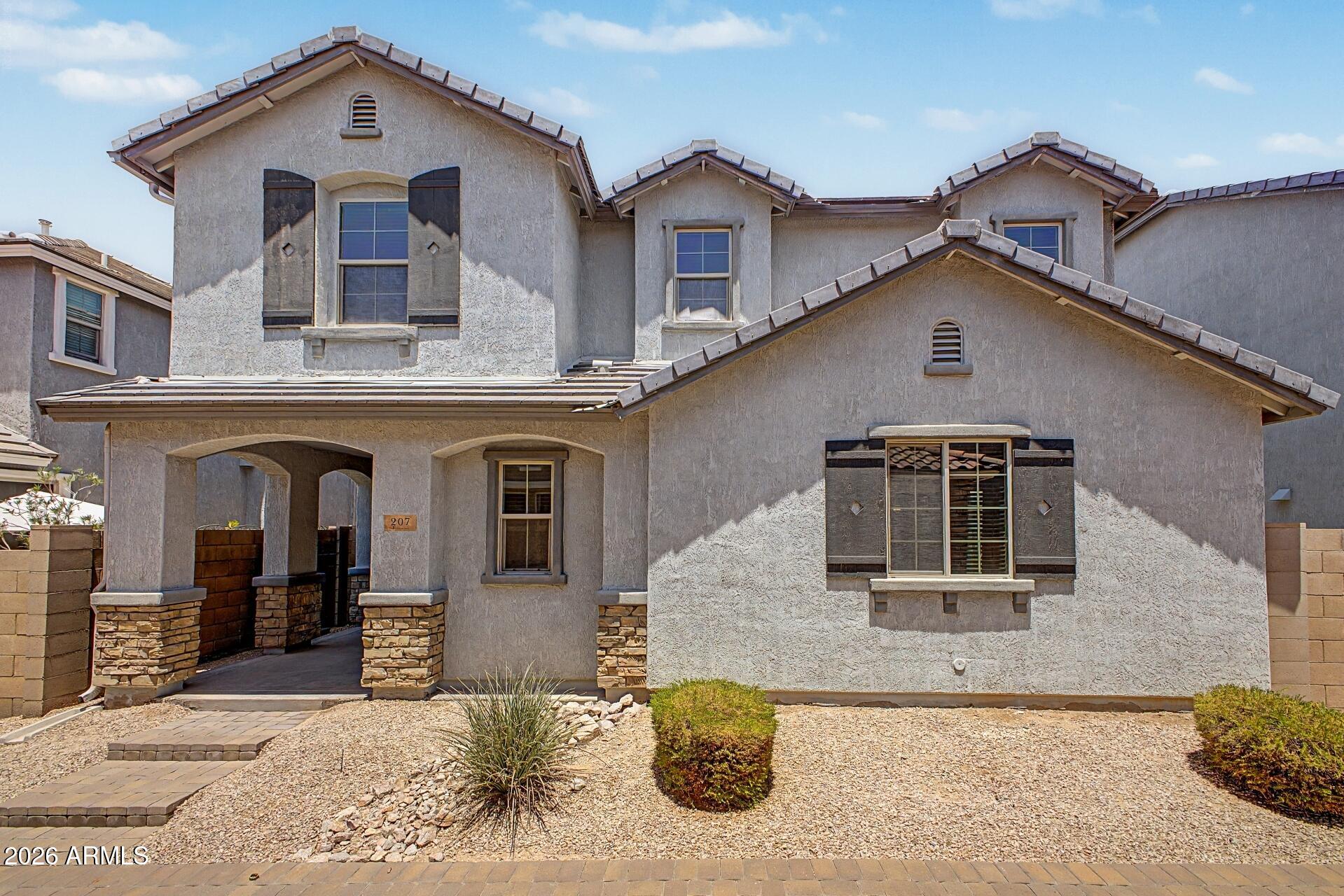 207 N SANDAL --