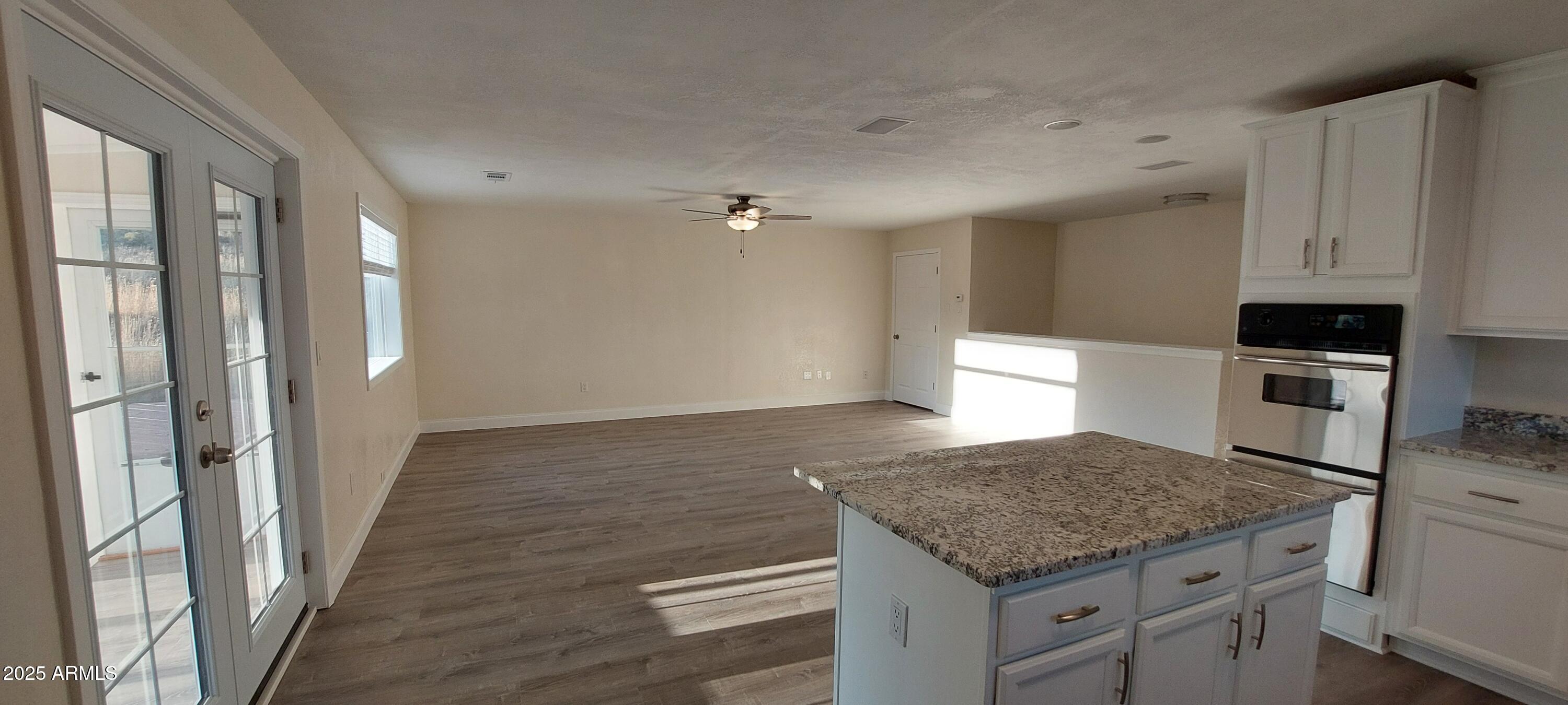 11285 Homestead Lane