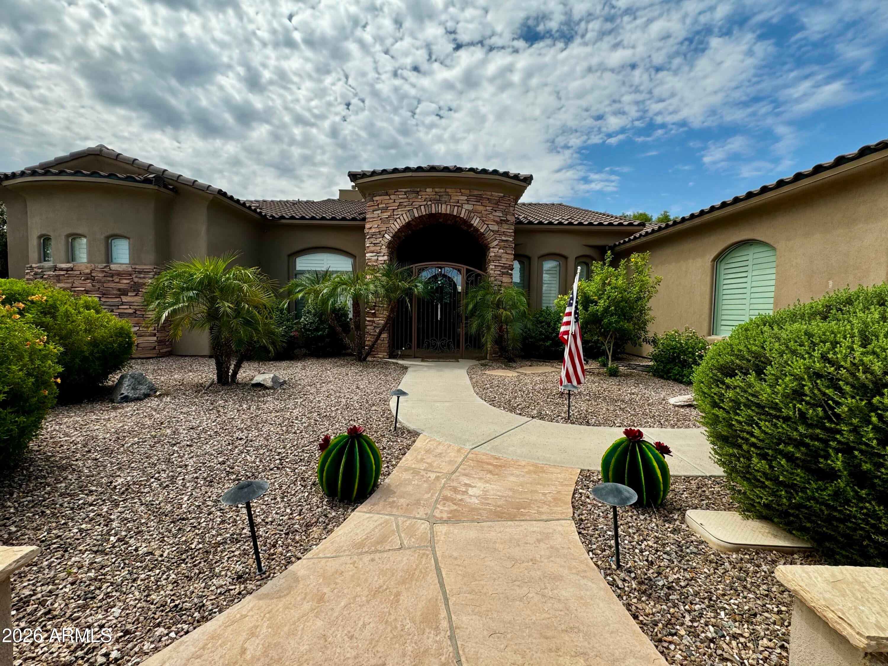 3771 E SUNNYDALE Drive