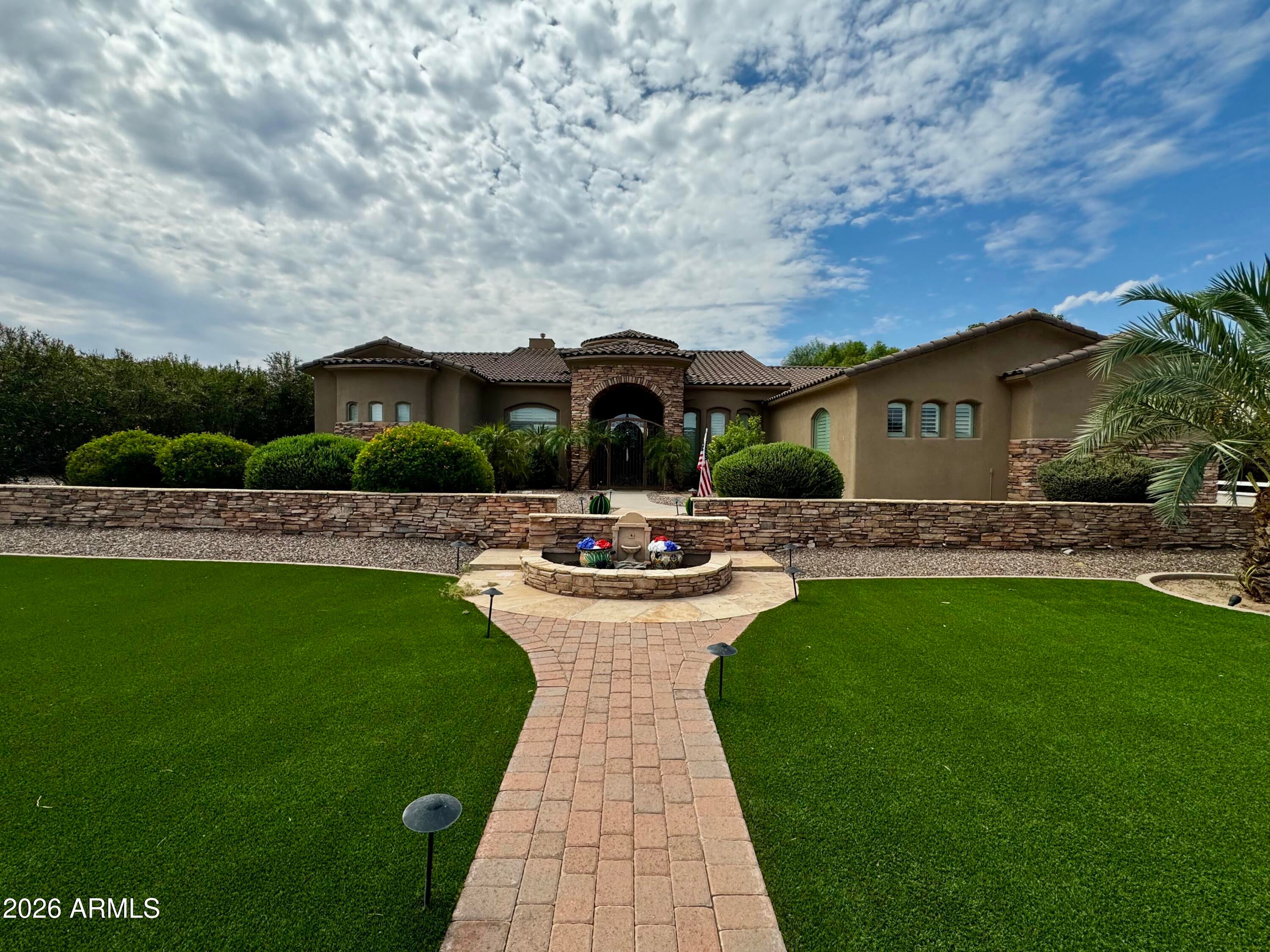 3771 E SUNNYDALE Drive