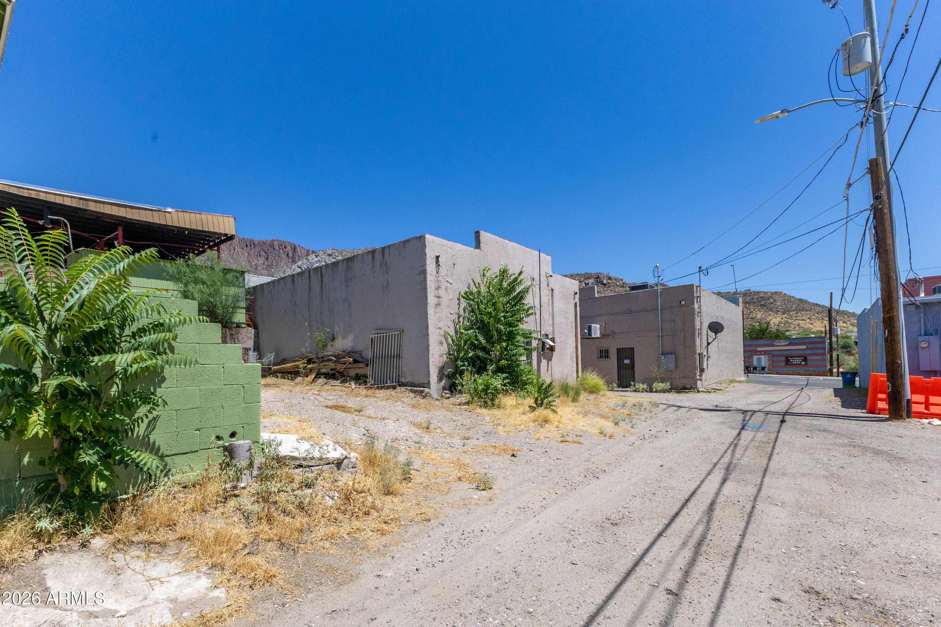 37 N KELLNER Avenue