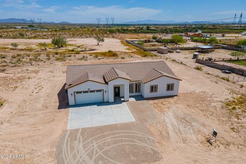 A home in Tonopah