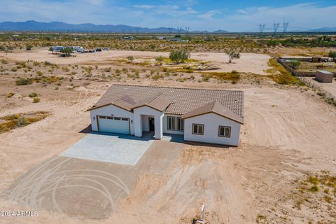 A home in Tonopah