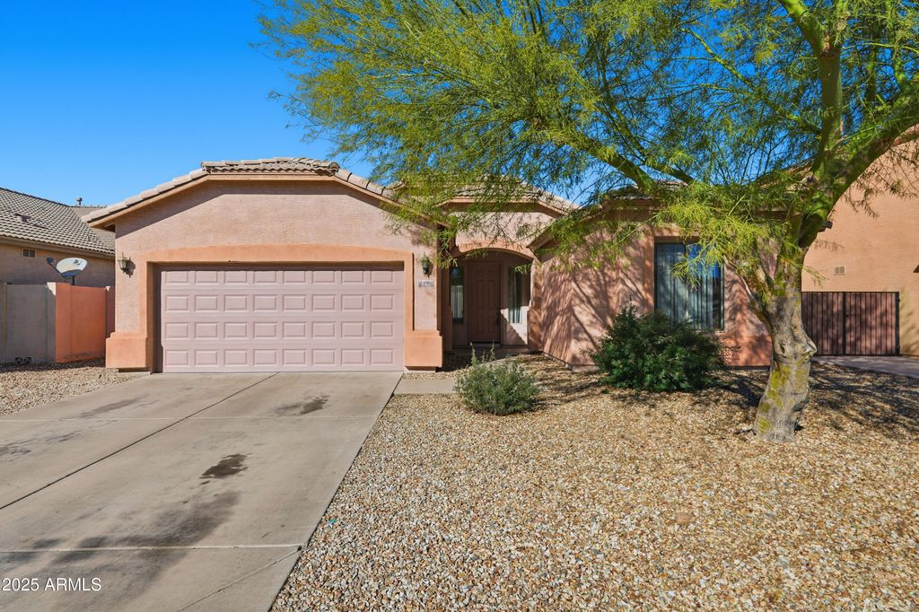 Photo of 10910 W Davis Lane, Avondale, AZ 85323 (MLS # 6953971)