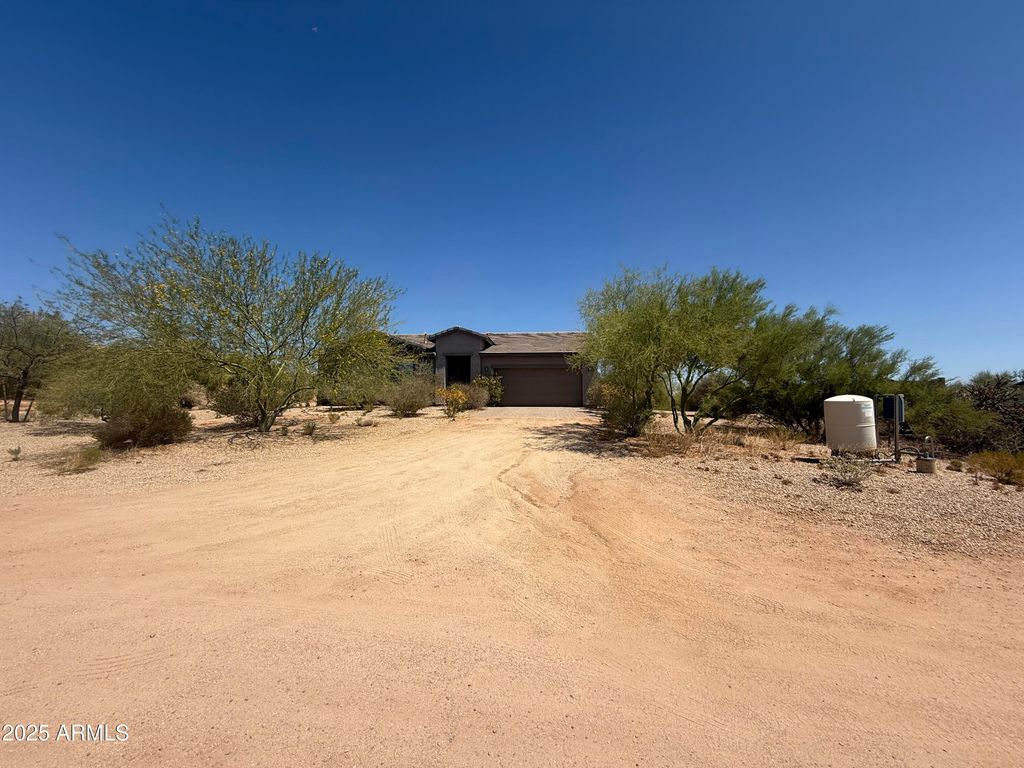 Photo of 14124 E Roberta Drive, Scottsdale, AZ 85262 (MLS # 6880829)