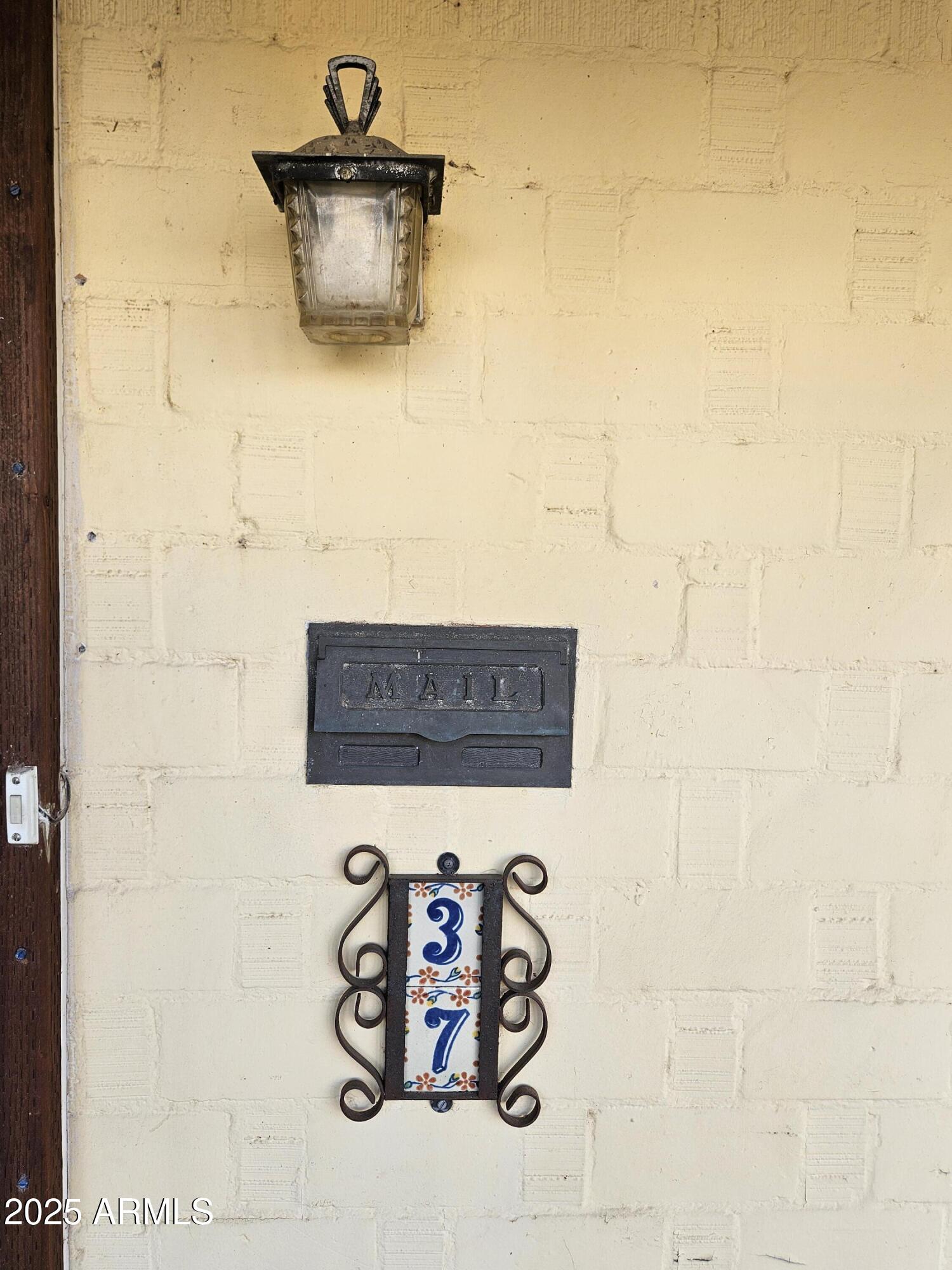 37 W VIRGINIA Avenue