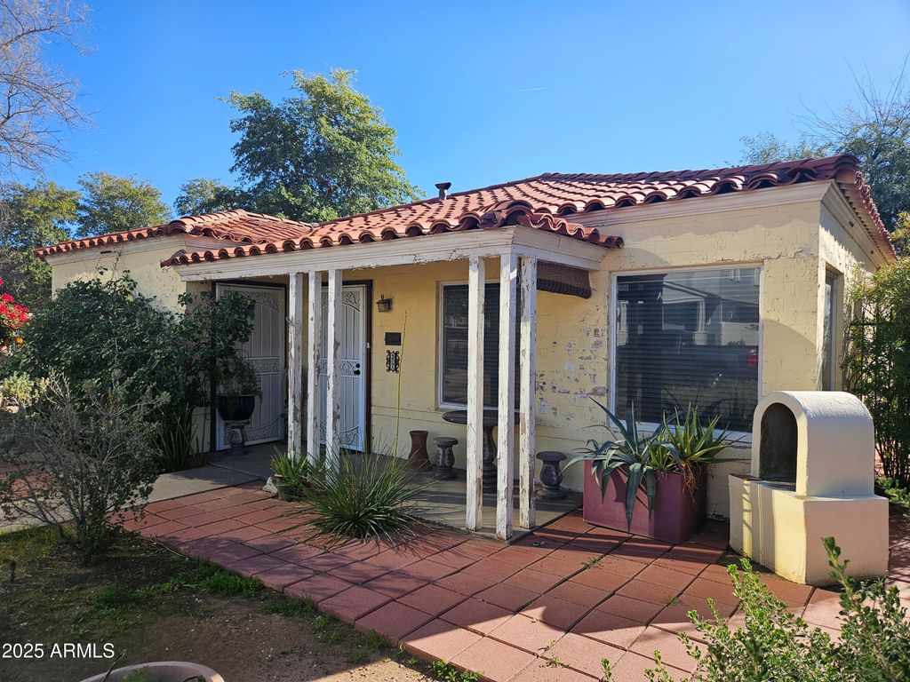 Photo of 37 W Virginia Avenue, Phoenix, AZ 85003 (MLS # 6949793)