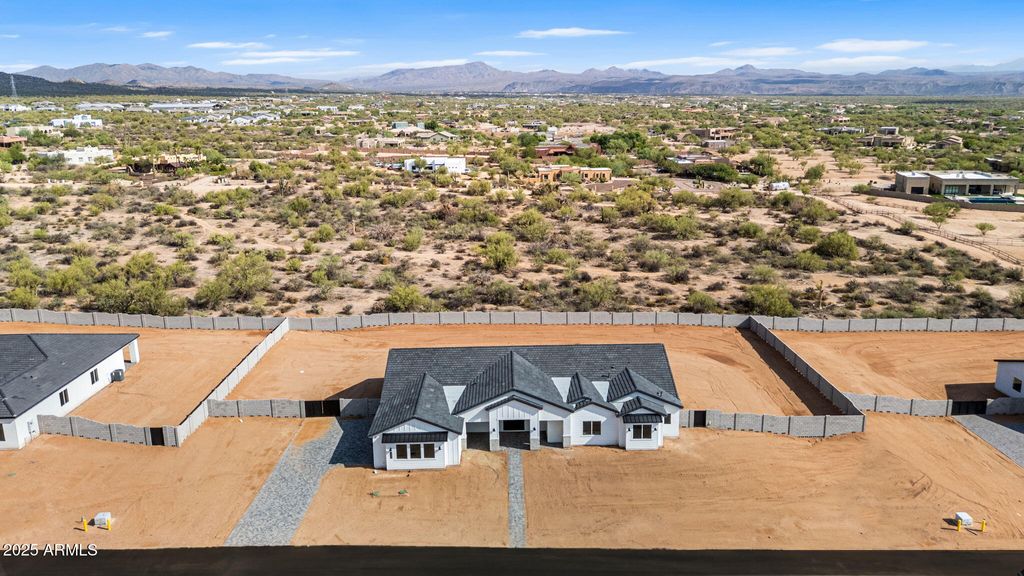 Photo of 13930 E Barwick Drive, Scottsdale, AZ 85262 (MLS # 6834992)