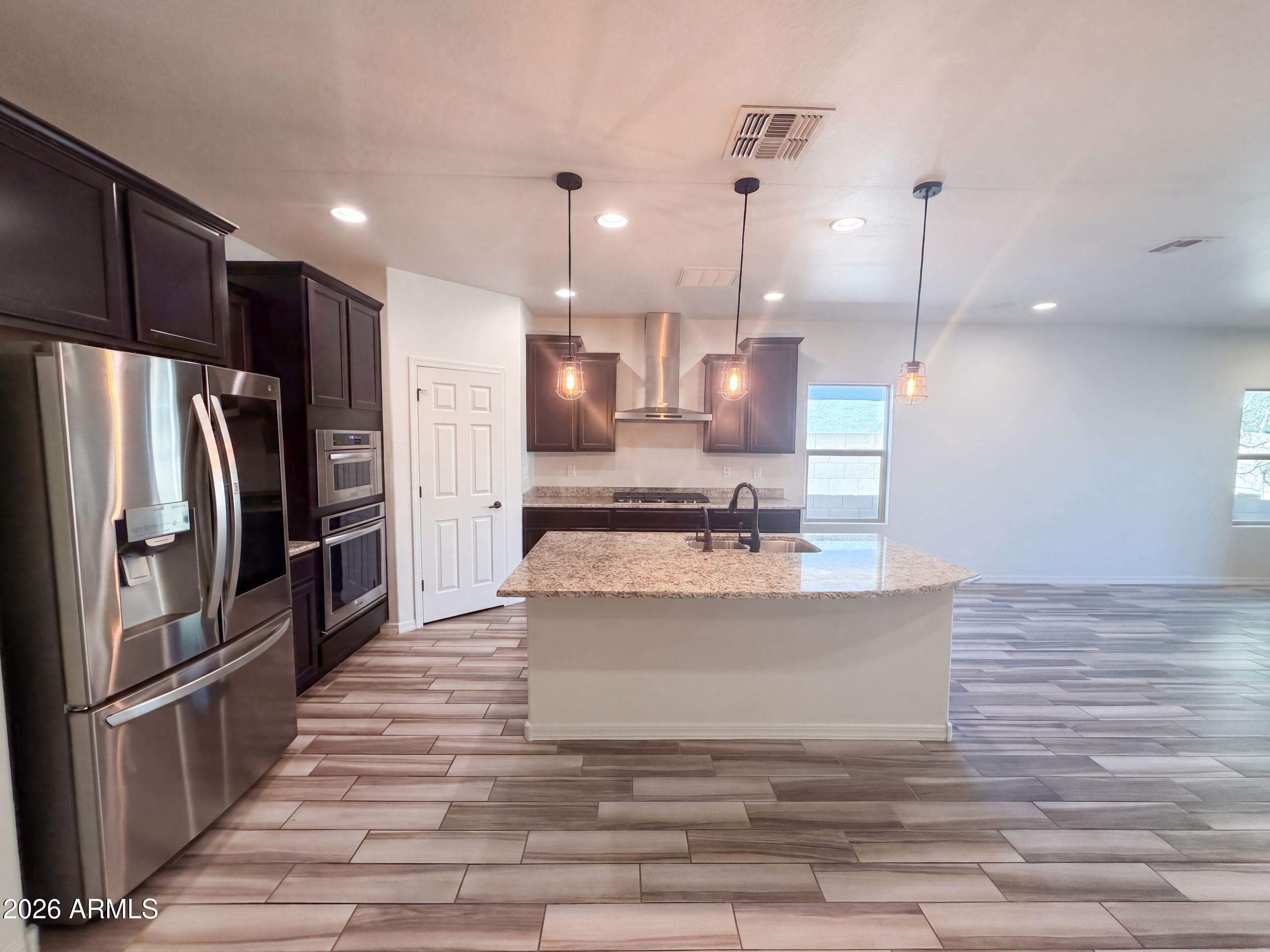 2626 W GRAY WOLF Trail