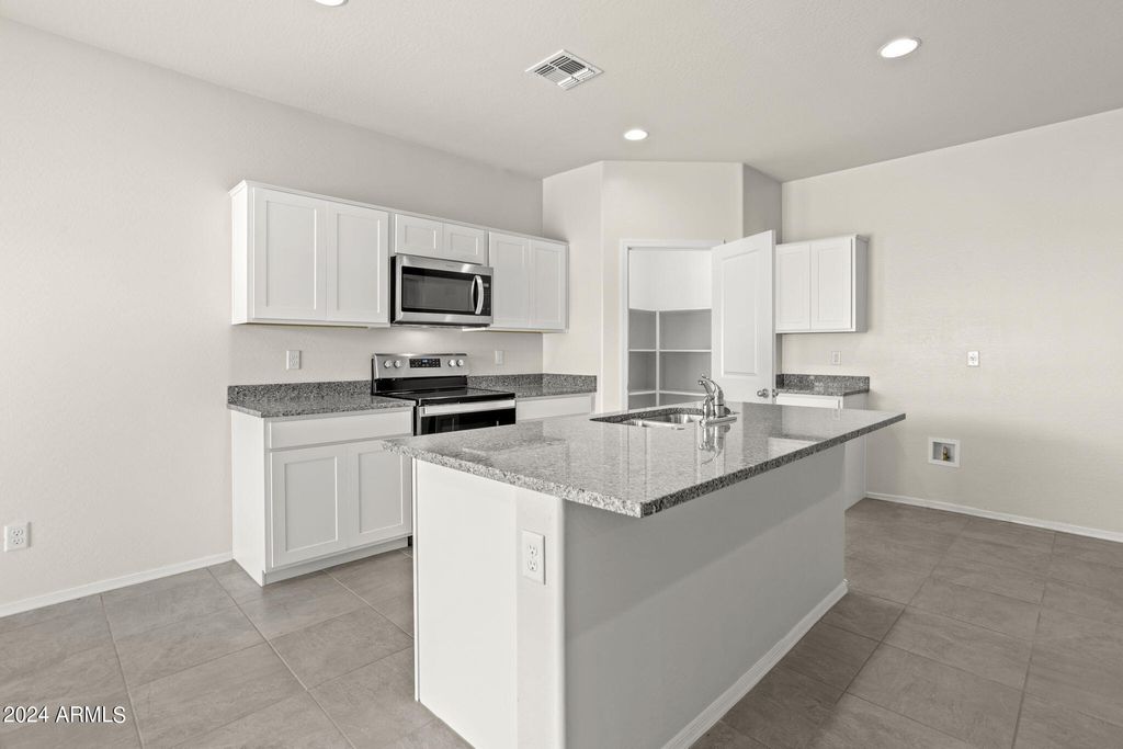 Photo of 981 N 13th Place, Coolidge, AZ 85128 (MLS # 6935451)