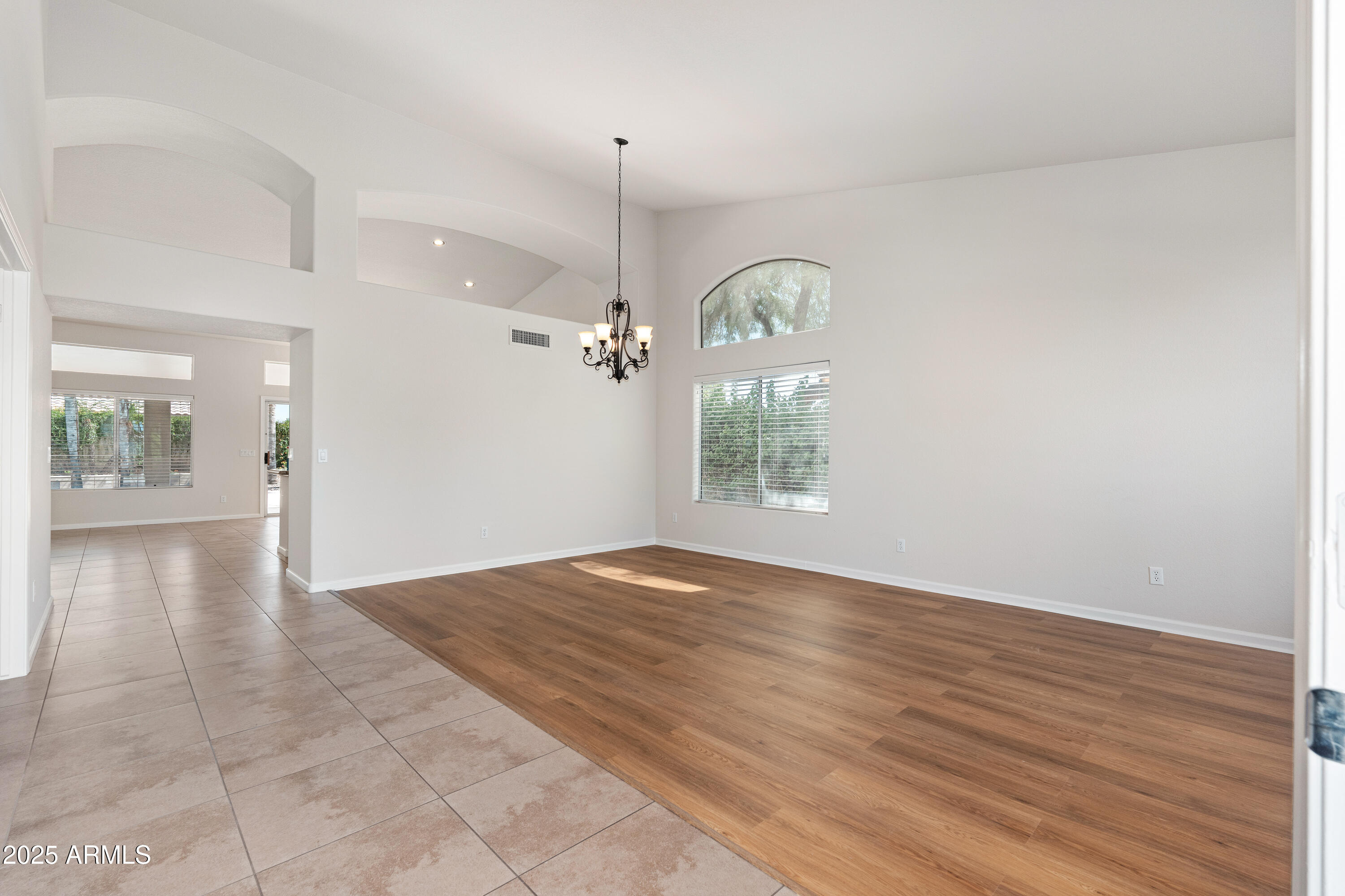 3550 E TOPEKA Drive