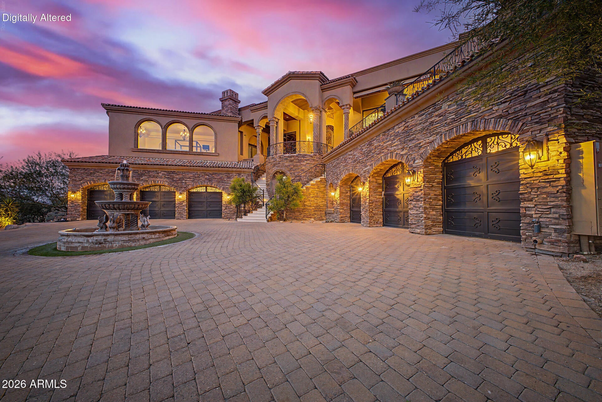 9245 N VISTA VERDE Court