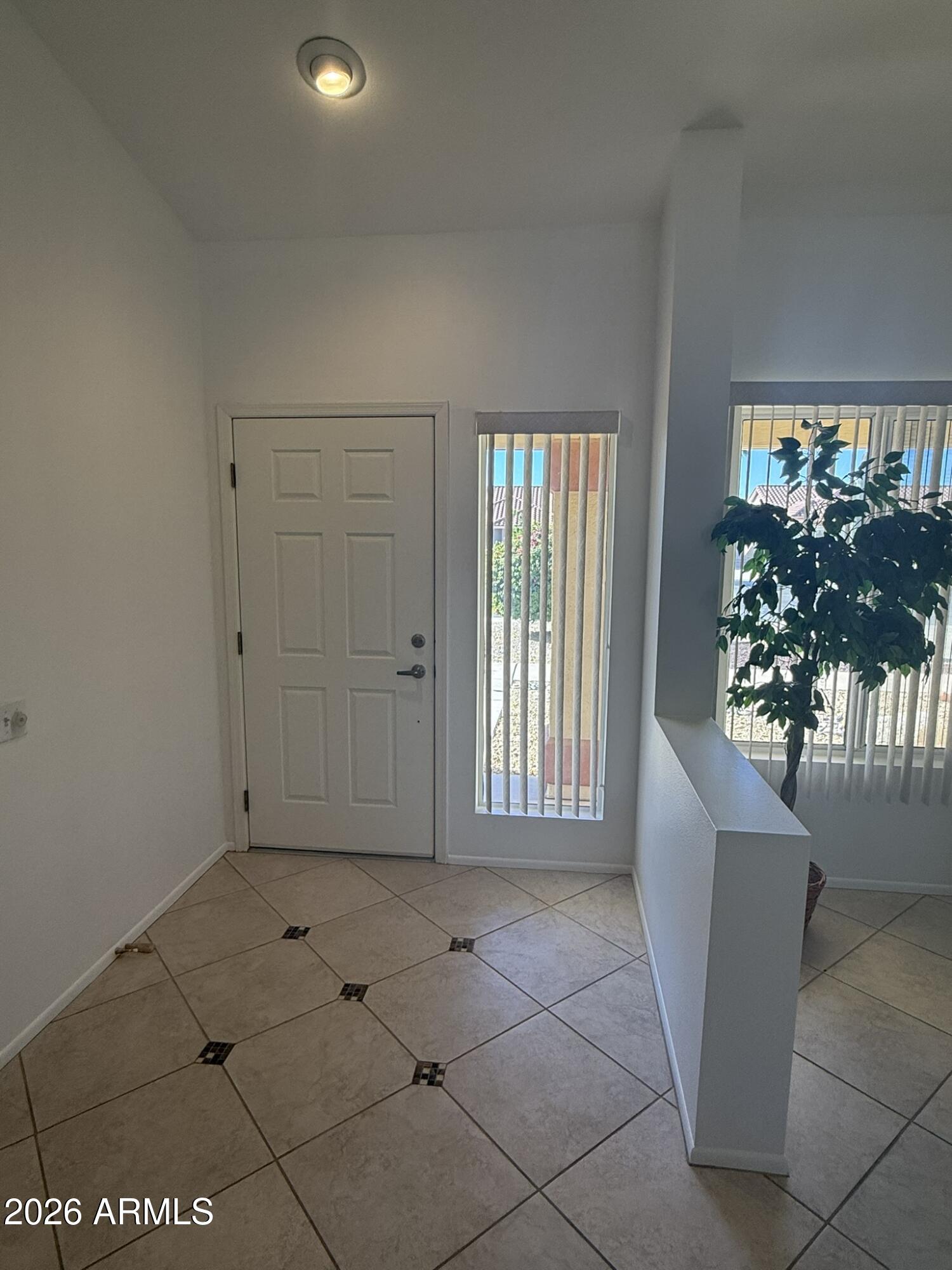 14518 W HERITAGE Drive