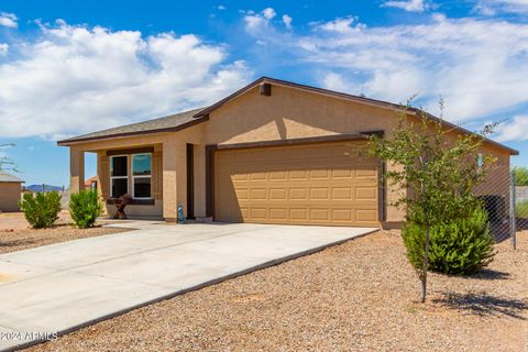 A home in Arizona City