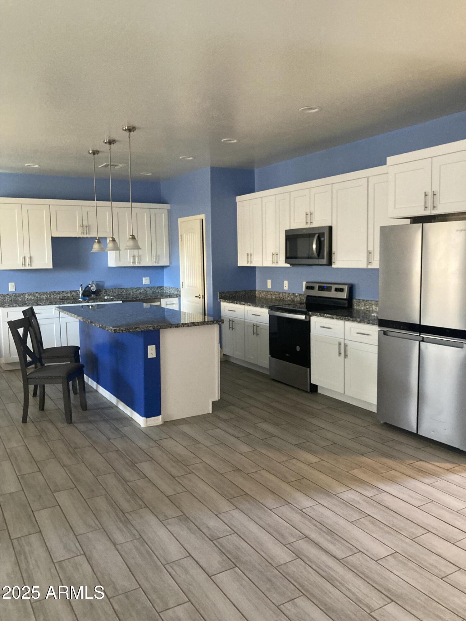 12649 W CABRILLO Drive