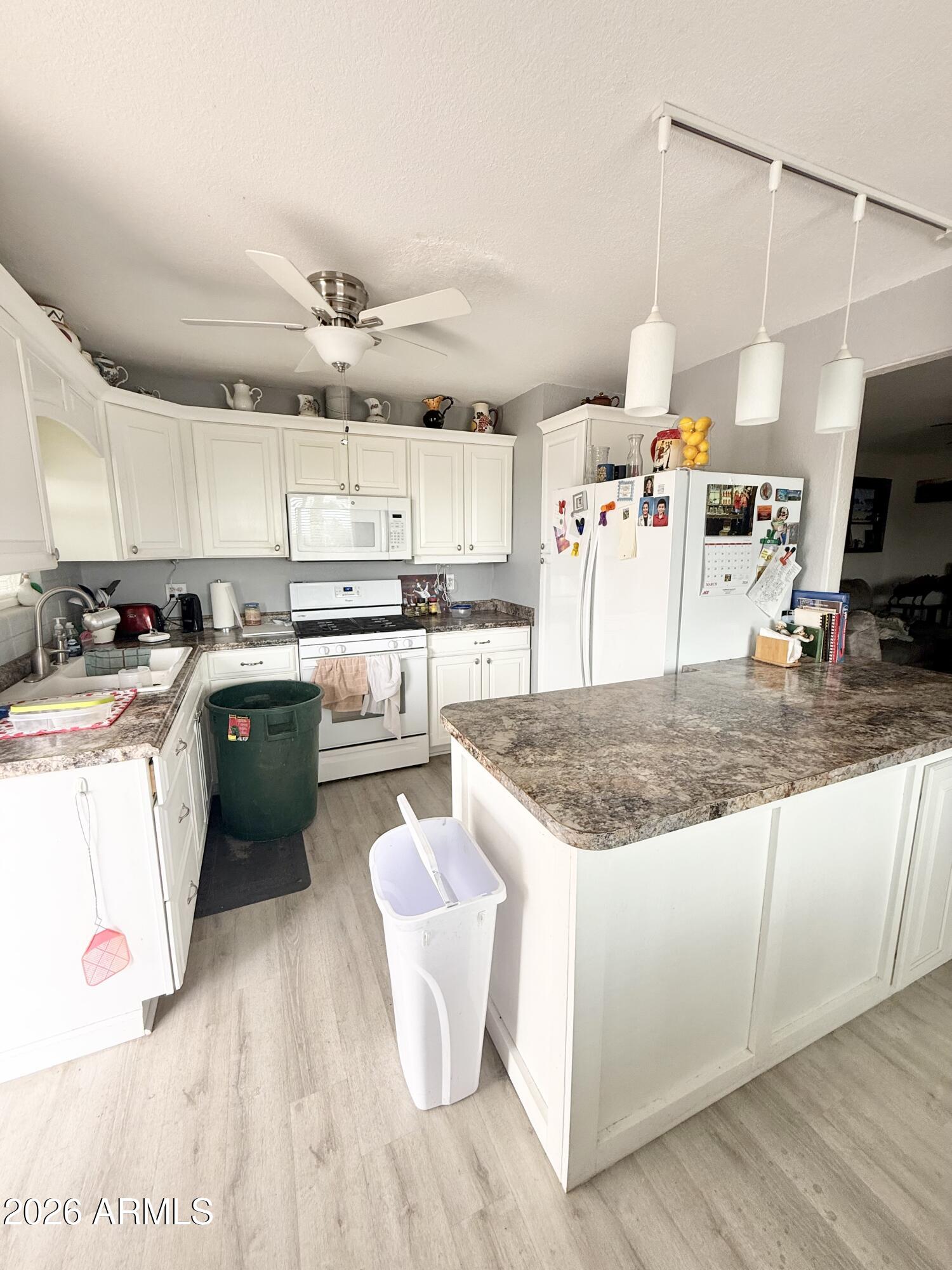 601 N THOMPSON Avenue