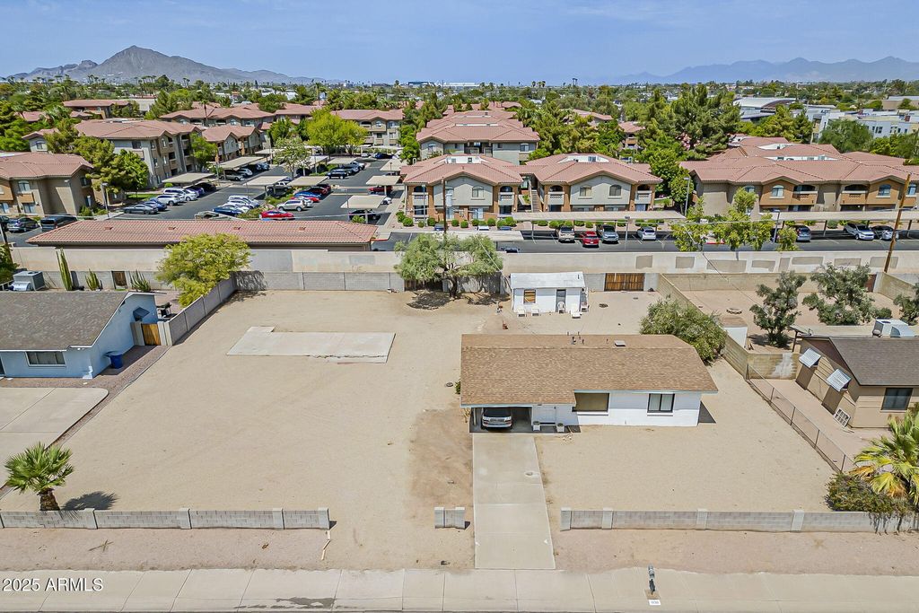 Photo of 1030 E Weber Drive, Tempe, AZ 85288 (MLS # 6910567)