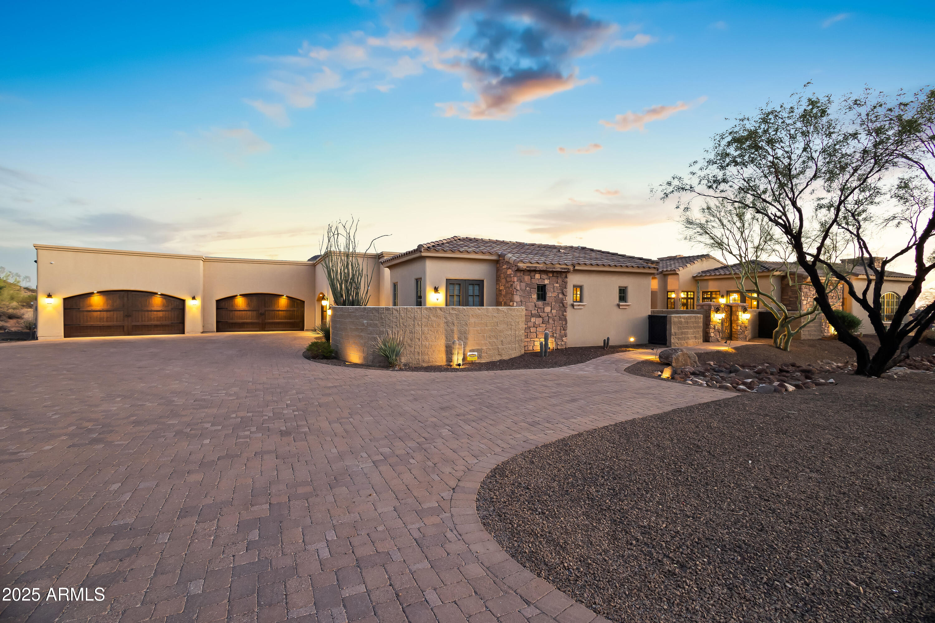 SCOTTSDALE MOUNTAIN ESTATES UNIT ONE - Residential