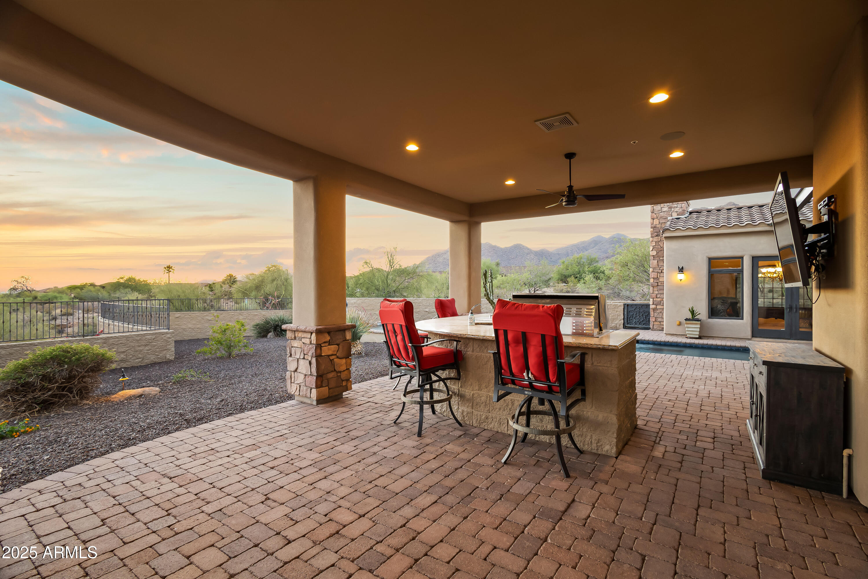 SCOTTSDALE MOUNTAIN ESTATES UNIT ONE - Residential