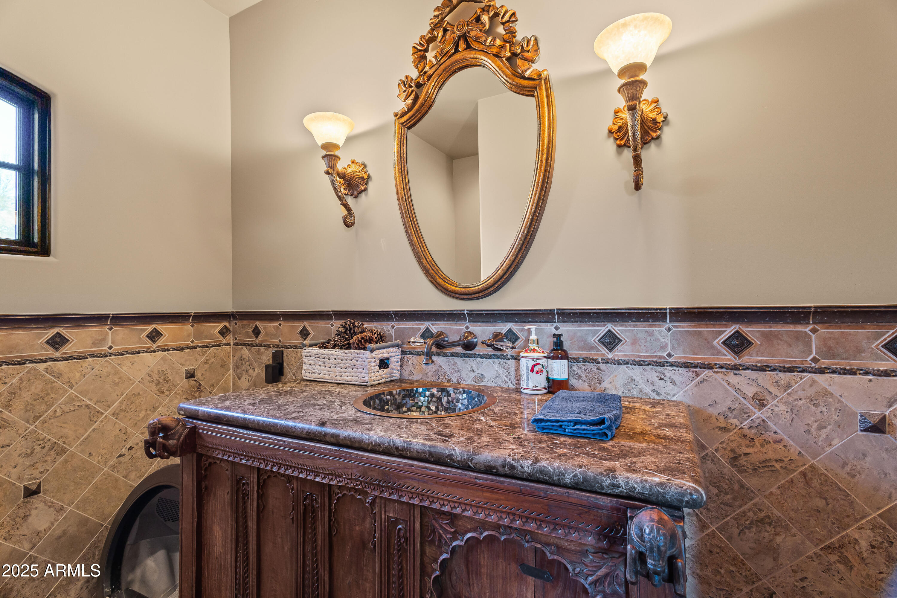 SCOTTSDALE MOUNTAIN ESTATES UNIT ONE - Residential