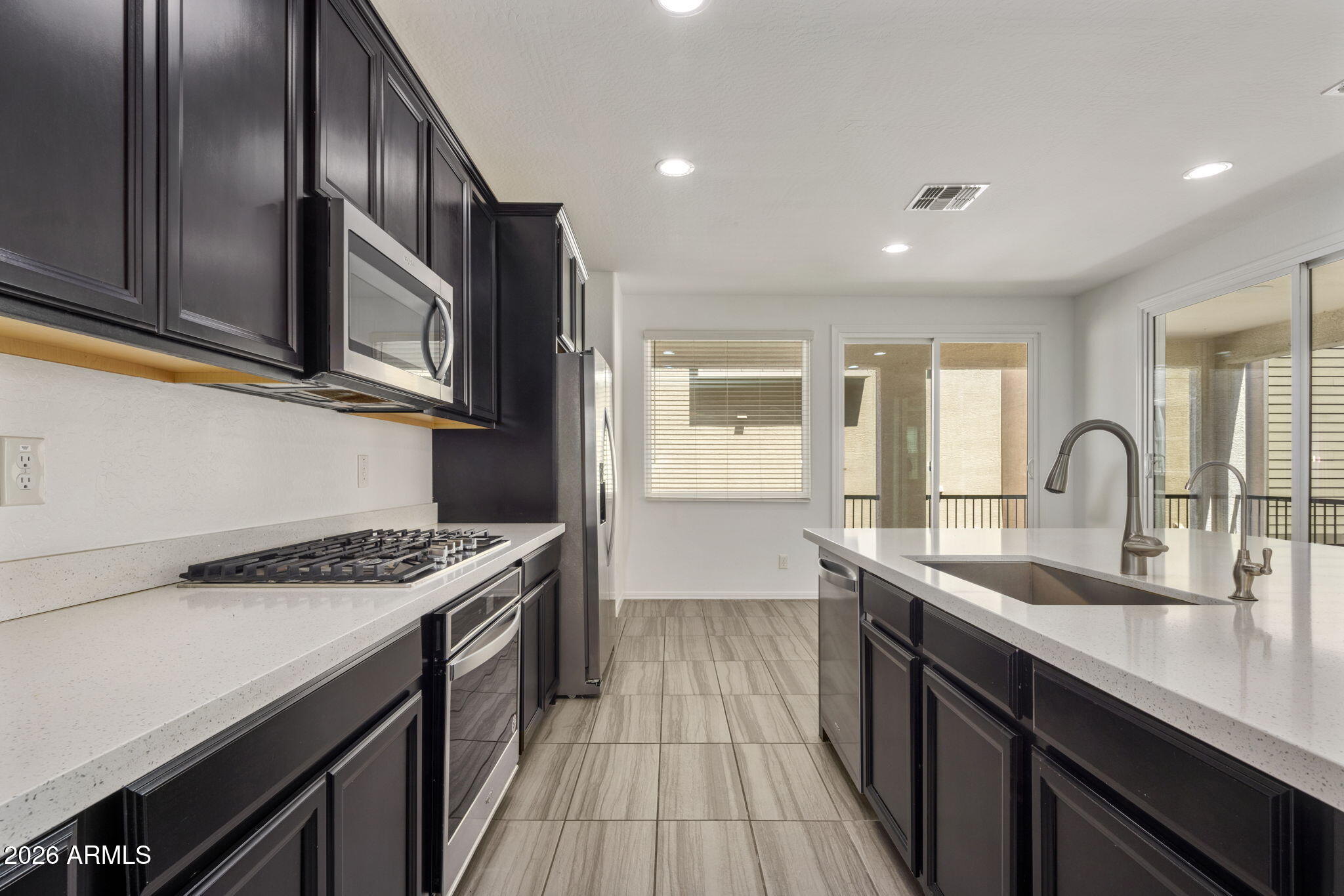 762 W FLINTLOCK Way