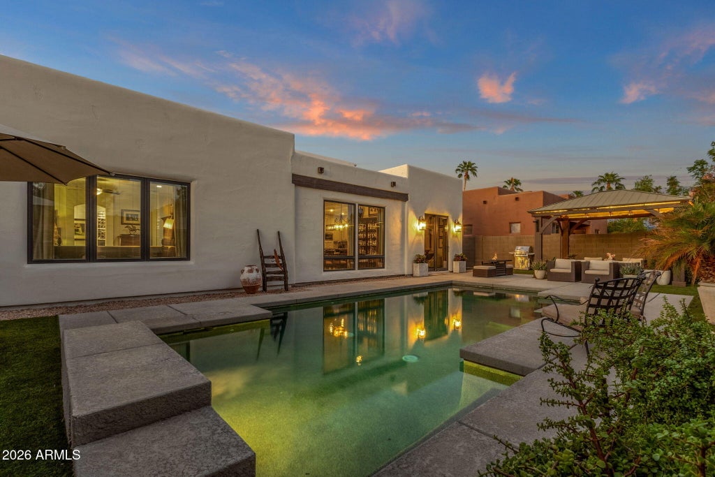 Photo of 1555 E Kings Court, Gilbert, AZ 85234 (MLS # 7093985)