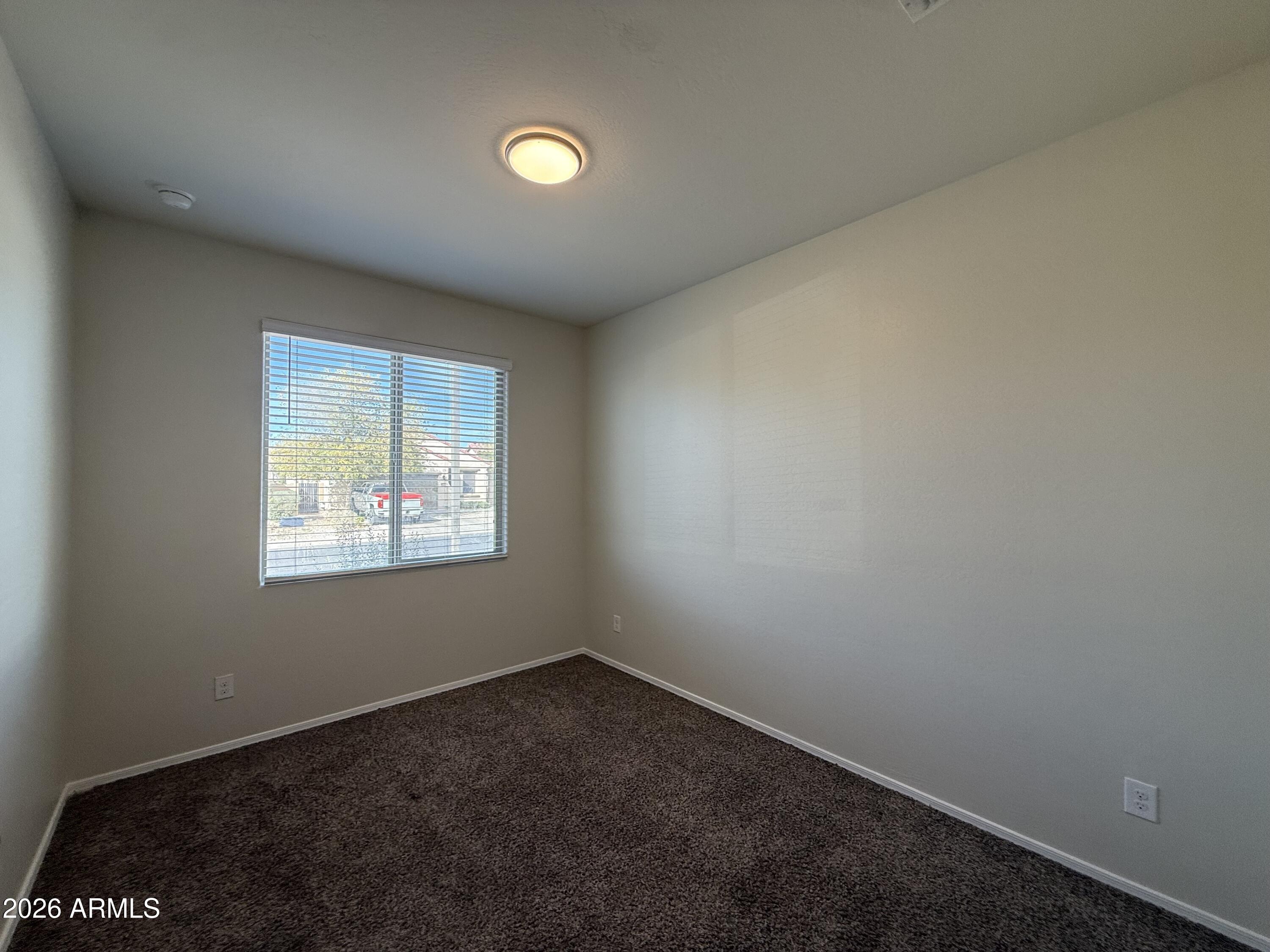 31009 W COLUMBUS Avenue