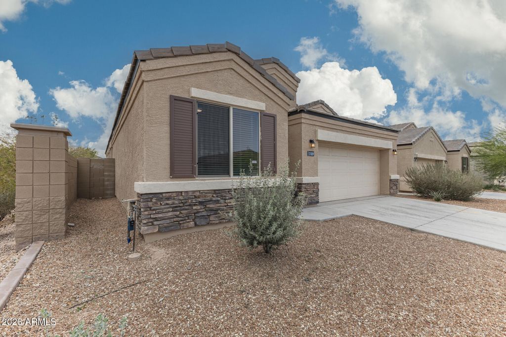 Photo of 31009 W Columbus Avenue, Buckeye, AZ 85396 (MLS # 6989183)