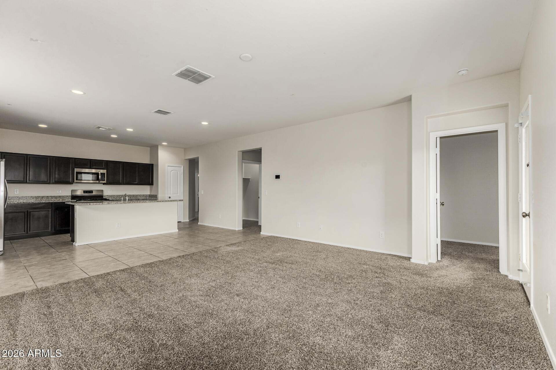 31009 W COLUMBUS Avenue