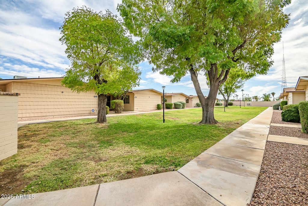 Photo of 10749 W Santa Fe Drive, Sun City, AZ 85351 (MLS # 6906500)