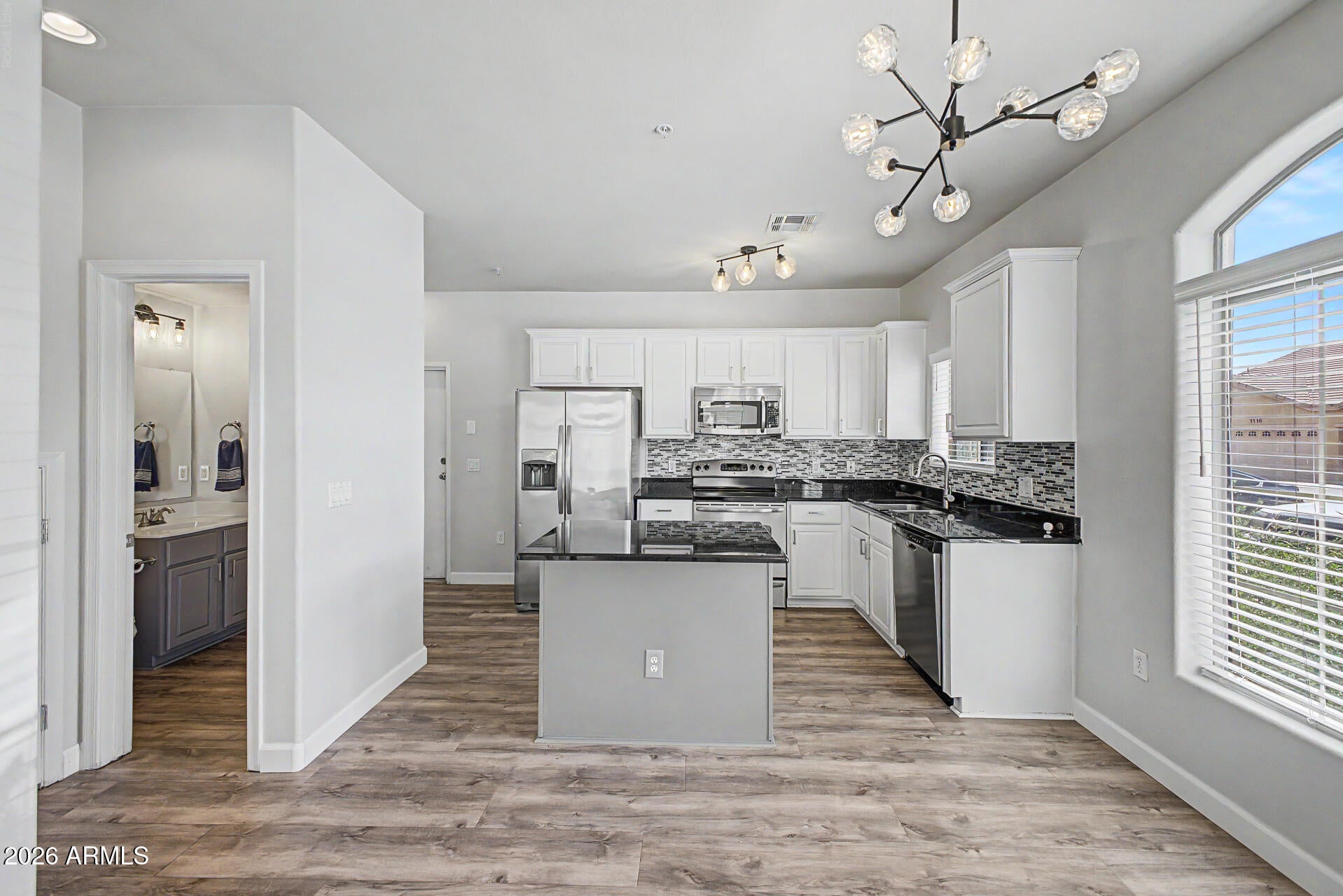 1350 S GREENFIELD Road 1033