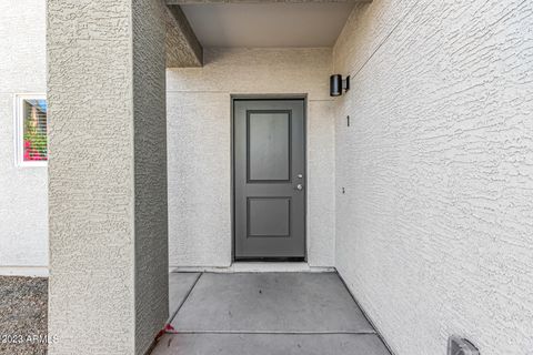 Townhouse in Phoenix AZ 2825 TRACY Lane 34.jpg