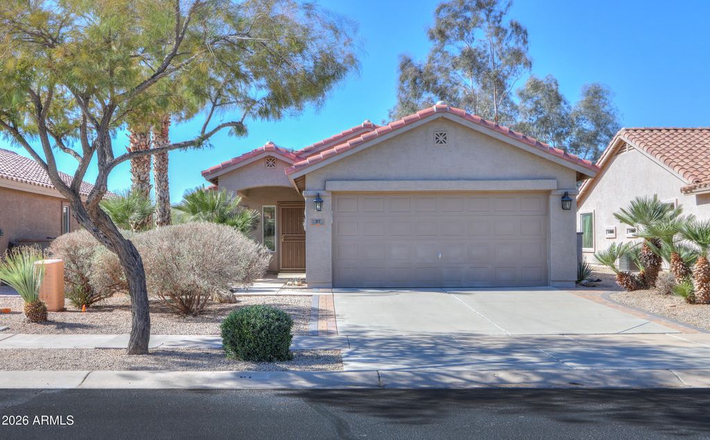 Photo of 37 S Seville Lane, Casa Grande, AZ 85194 (MLS # 6980276)