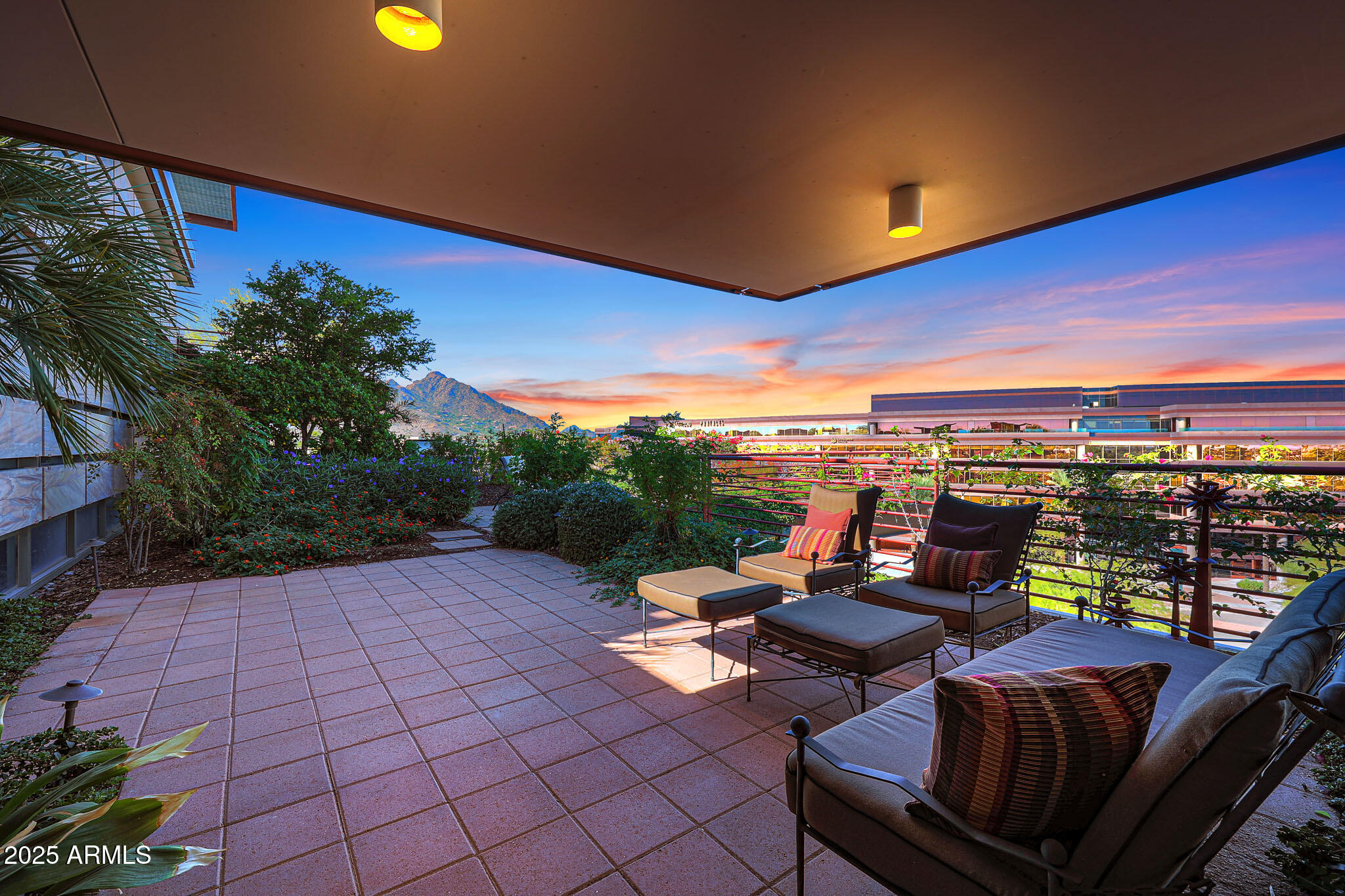 7161 E RANCHO VISTA Drive 6009