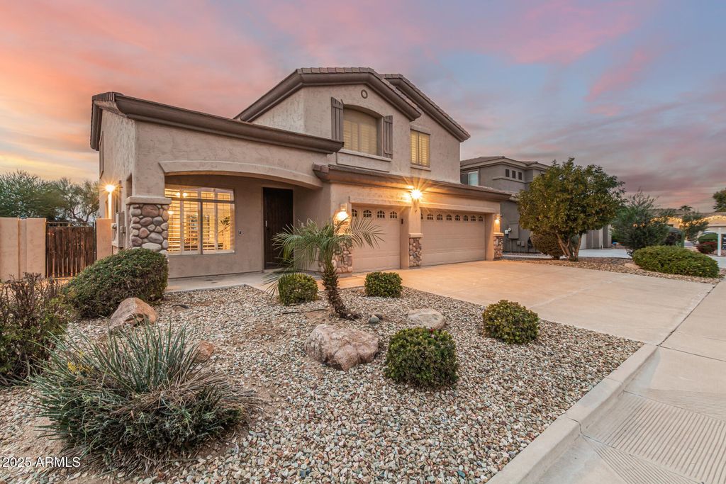 Photo of 2902 N 141st Avenue, Goodyear, AZ 85395 (MLS # 6960998)