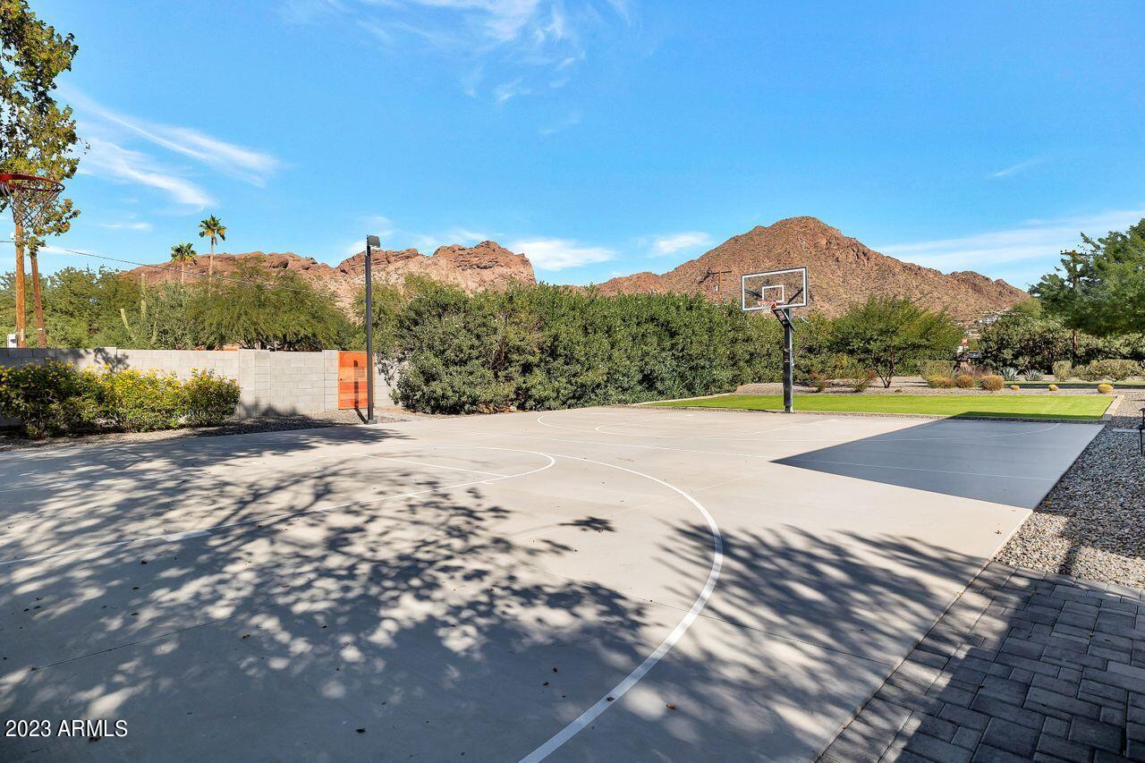 DEL RAY ESTATES - Residential